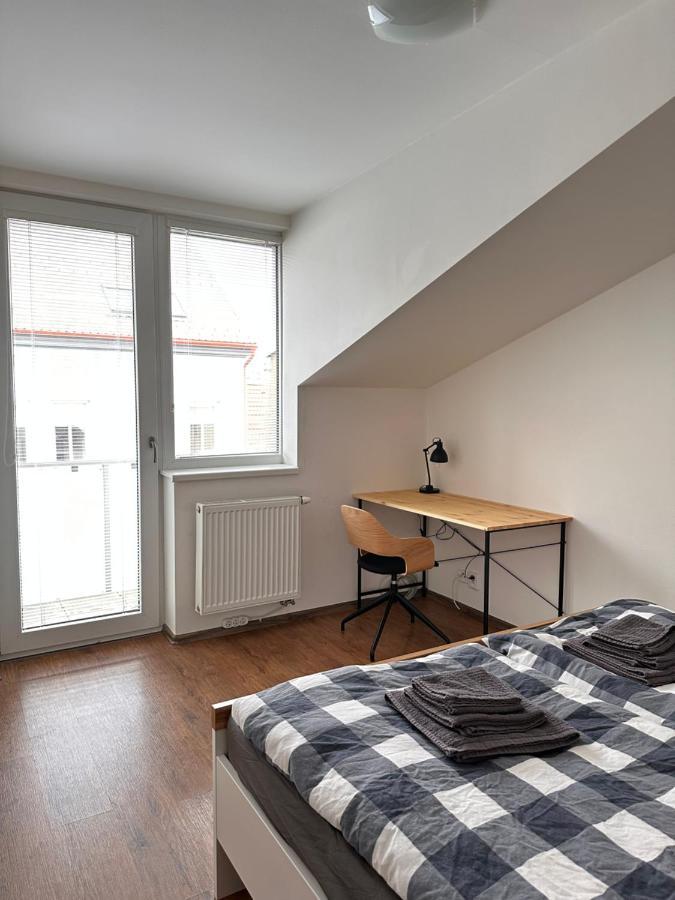 Apartman Ab Kryte Parkovani Zdarma Budweis Exterior foto